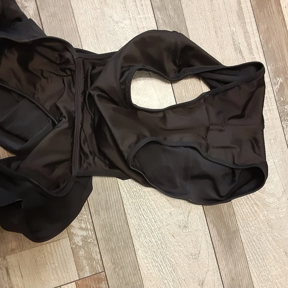 Victoria's Secret Open Back Black Dark Academia Baddie Swimsuit Size S